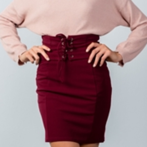 LACE UP PENCIL MINI SKIRT - Picture 1 of 4